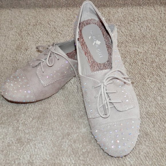 Madden Girl Size 8 Shoes Round Toe Ballet Flats Glittery Studded Bling TAN * - Picture 3 of 6